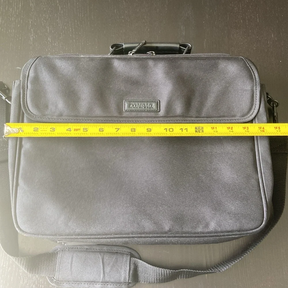 Vintage Compaq laptop bag